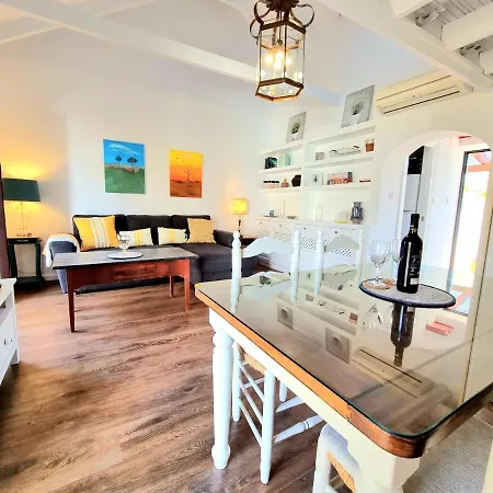 Downtown Pueblo Lopez Eco In Center *