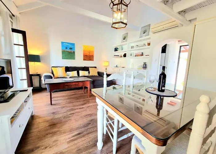 Downtown Pueblo Lopez Eco In Center *