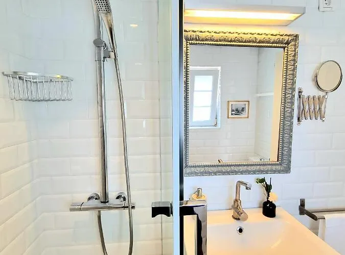 Downtown Pueblo Lopez Eco In Center Fuengirola